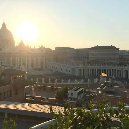 Sotto La Cupola 3* Rome