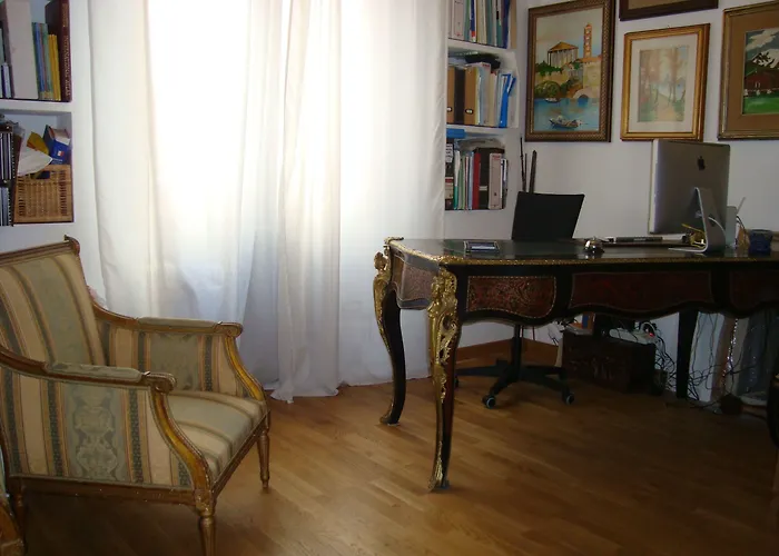 Sotto La Cupola 4* Rome