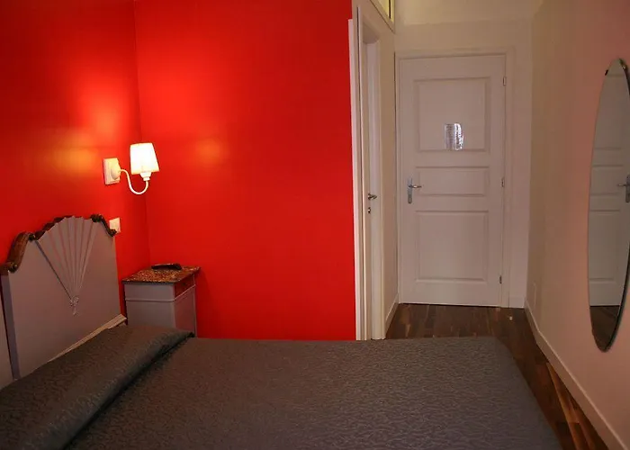 Sotto La Cupola 4* Rome